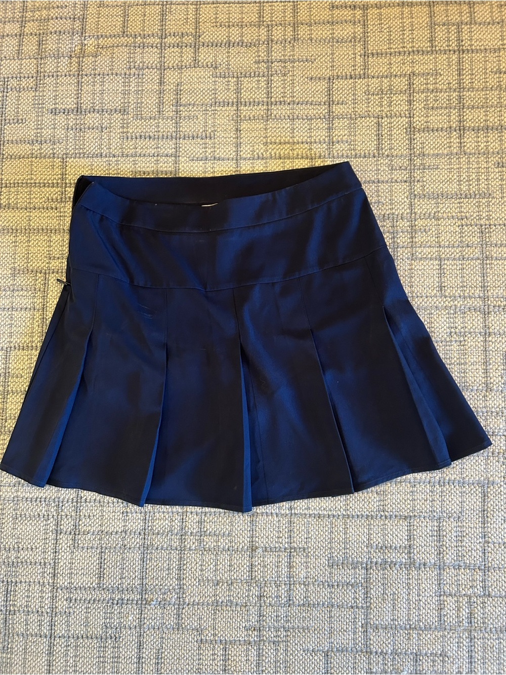Navy STRAIGHT DOWN brand golf skort.  - Women
